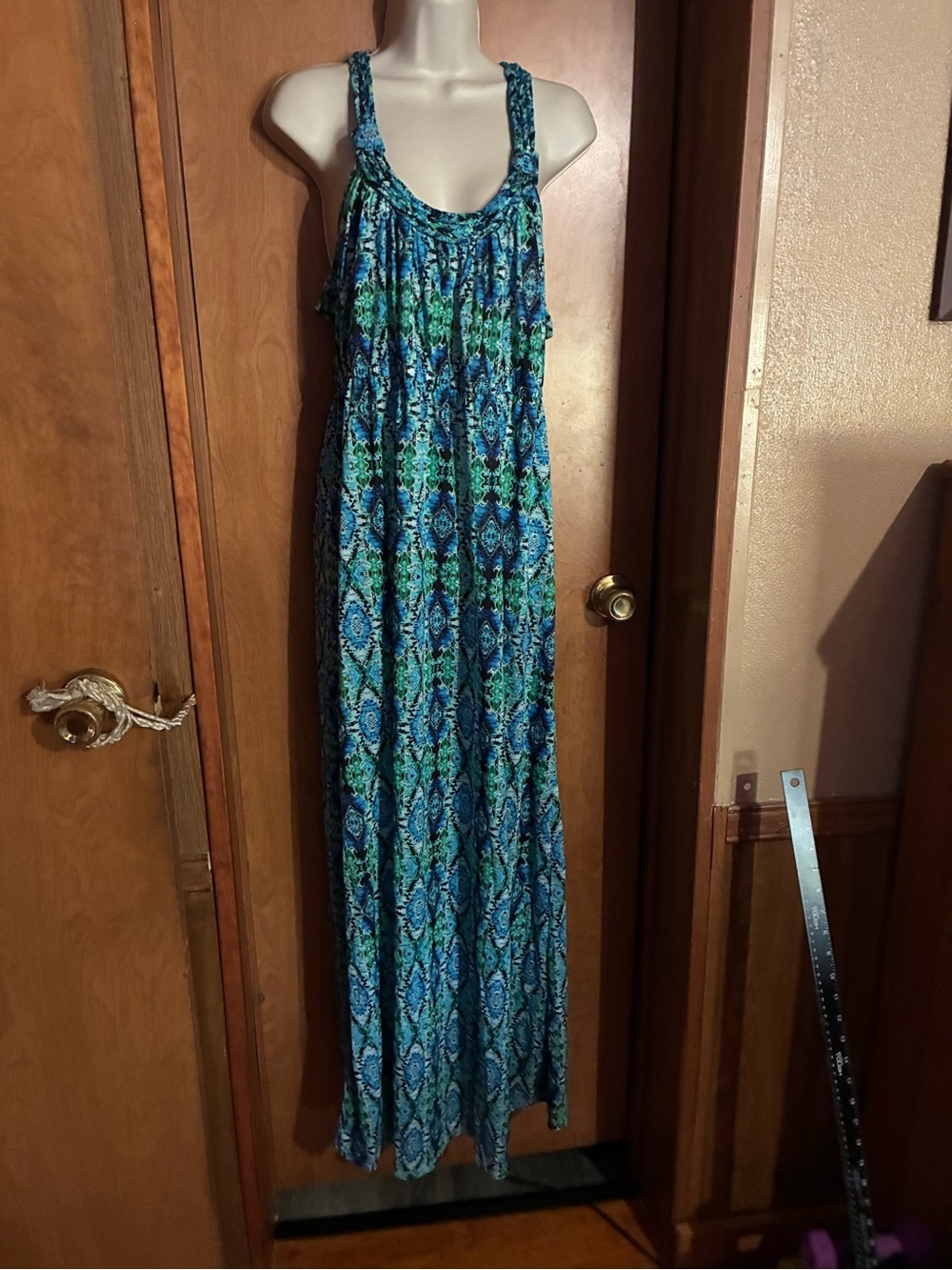 Sleeveless Blue & Green Printed Maxi Dress